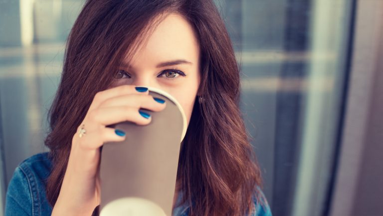 10 Hidden Signs a Shy Girl Likes You